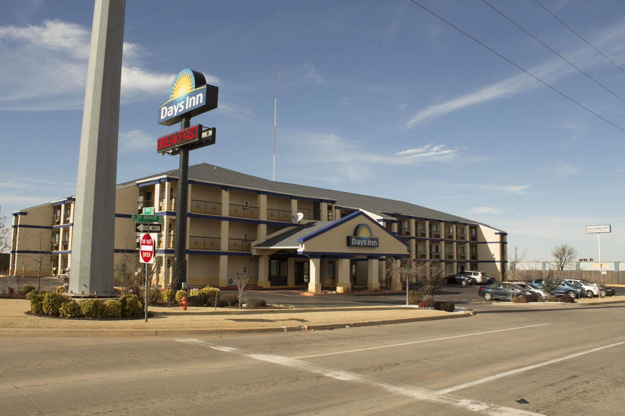 Days Inn By Wyndham Oklahoma City/Moore Extérieur photo